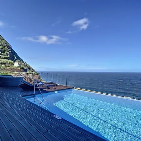 Villa Casa Escaleiras By Atlantic