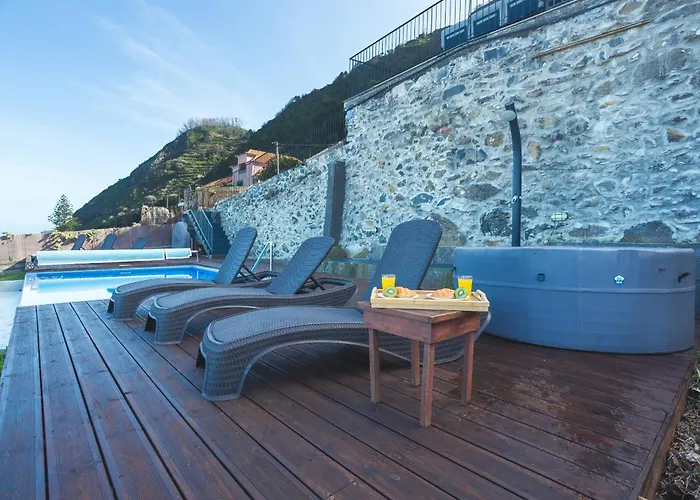 Casa Escaleiras By Atlantic *